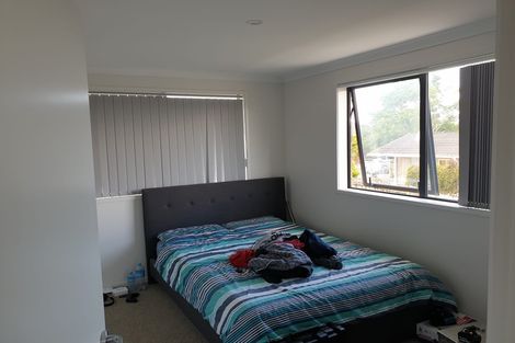 Photo of property in 38 Cockayne Crescent, Sunnynook, Auckland, 0620
