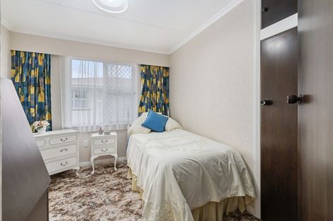 Photo of property in 7 Piper Place, Roslyn, Palmerston North, 4414
