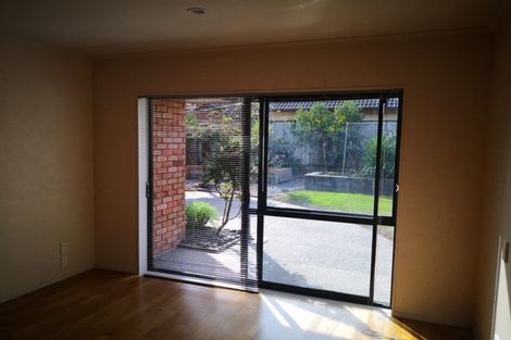 Photo of property in 20 Erne Crescent, East Tamaki, Auckland, 2016