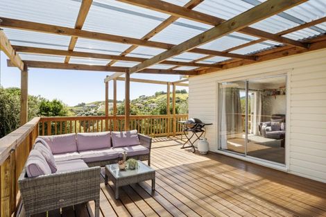 Photo of property in 85 Waikite Road, Welcome Bay, Tauranga, 3112