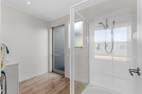 Photo of property in 4b Beachcomber Road, Mangawhai Heads, Mangawhai, 0505