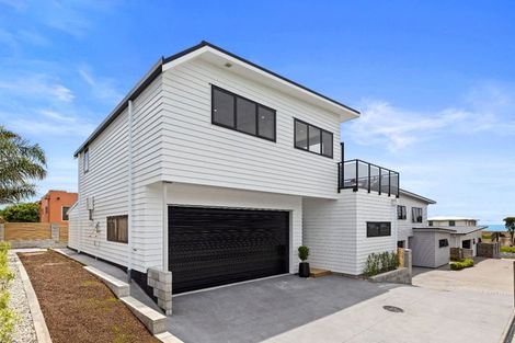 Photo of property in 1020c Papamoa Beach Road, Papamoa Beach, 3118