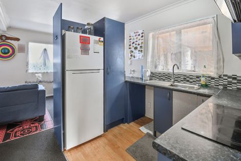 Photo of property in 10a Cambridge Road, Manurewa, Auckland, 2102