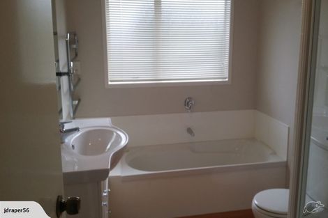 Photo of property in 25 Mercury Lane, Windsor Park, Auckland, 0632