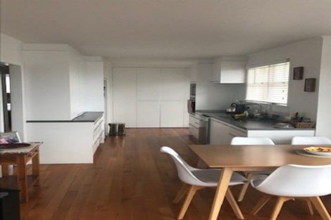 Photo of property in 1/97 Hutchinsons Road, Bucklands Beach, Auckland, 2014