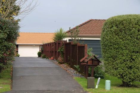 Photo of property in 11b Seneca Court, Golflands, Auckland, 2013