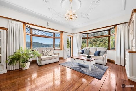 Photo of property in 19 Onehuka Road, Tirohanga, Lower Hutt, 5010