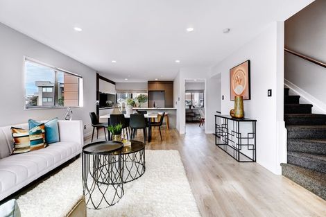 Photo of property in 4 Meritage Lane, Te Atatu South, Auckland, 0610