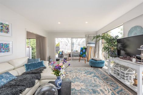 Photo of property in 6 Chilton Drive, Mairehau, Christchurch, 8052