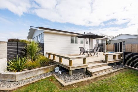 Photo of property in 51 Dewe Avenue, Feilding, 4702