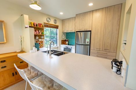 Photo of property in 11b Frimley Terrace, Waikanae Beach, Waikanae, 5036