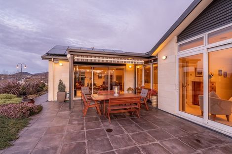 Photo of property in 22 Old Station Avenue, Wanaka, 9305