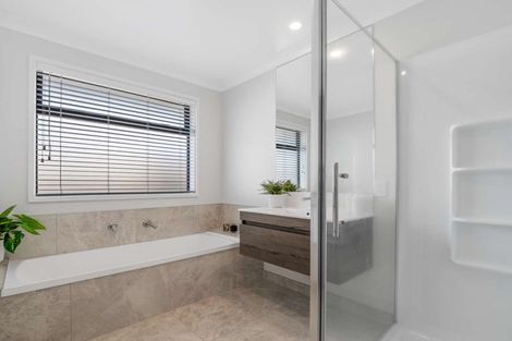 Photo of property in 56 Hass Drive, Ohauiti, Tauranga, 3112