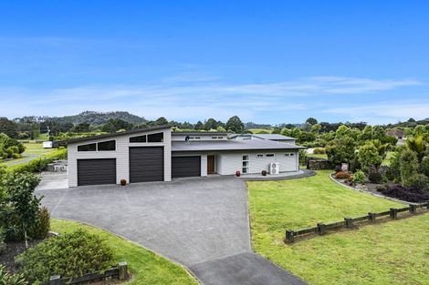 Photo of property in 4 Cornerstone Place, Te Kamo, Kamo, 0185