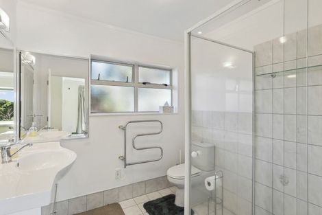 Photo of property in 111 Milne Drive, Paraparaumu, 5032