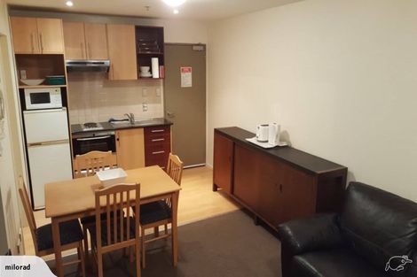 Photo of property in 3h/17 Crown Lynn Place, New Lynn, Auckland, 0600