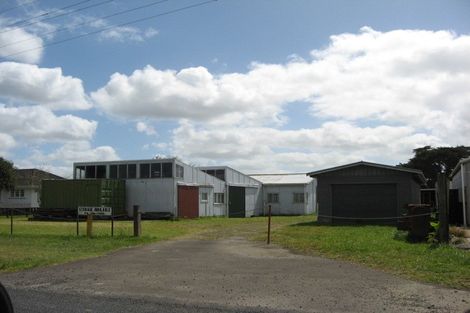 Photo of property in 1 Dale Road, Whenuapai, Auckland, 0618