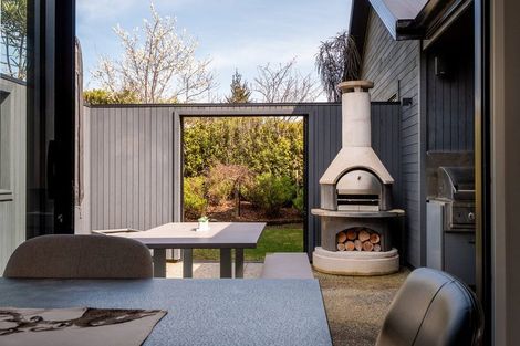 Photo of property in 27 Pendeen Crescent, Jacks Point, Queenstown, 9371