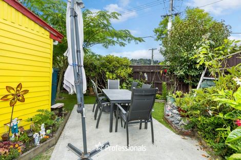 Photo of property in 18 Seddon Street, Wallaceville, Upper Hutt, 5018