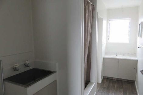 Photo of property in 2/142 Firth Street, Hamilton East, Hamilton, 3216