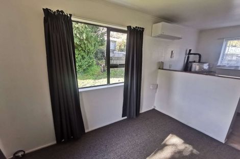 Photo of property in 42 Kamahi Street, Stokes Valley, Lower Hutt, 5019