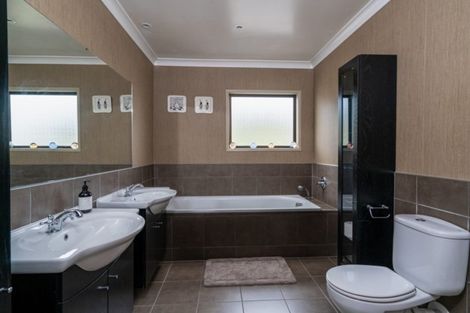 Photo of property in 61 Arrowsmith Avenue, Waipahihi, Taupo, 3330