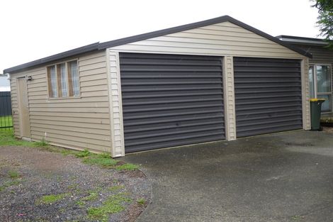Photo of property in 29 Shortt Avenue, Mangere Bridge, Auckland, 2022