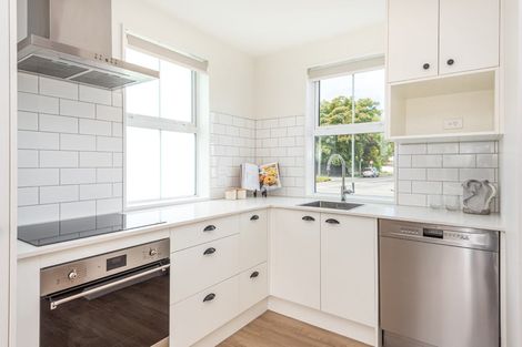 Photo of property in 113 Coronation Street, Spreydon, Christchurch, 8024