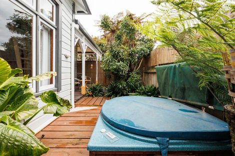 Photo of property in 37 Morris Street, Hokowhitu, Palmerston North, 4410