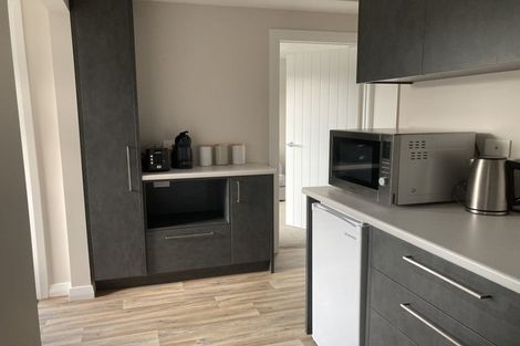 Photo of property in 6 Edgecumbe Road, Tauranga, 3110