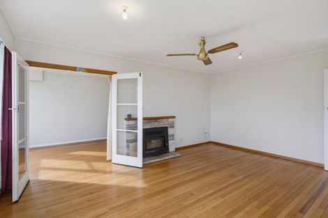Photo of property in 14 Dittmer Street, Otaki, 5512