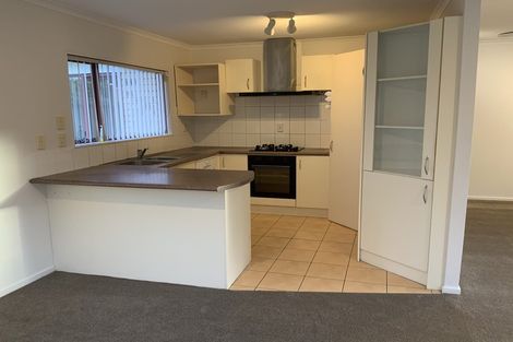 Photo of property in 42 Greenberry Drive, Ranui, Auckland, 0612