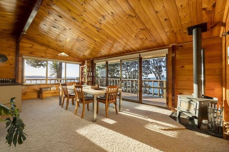 Photo of property in 110 Town Point Road, Maketu, Te Puke, 3189