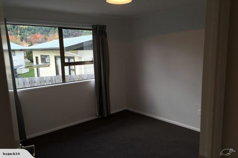 Photo of property in 15 Hood Crescent, Arrowtown, 9302