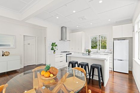 Photo of property in 421 Whitmore Road, Tawharanui Peninsula, Warkworth, 0986