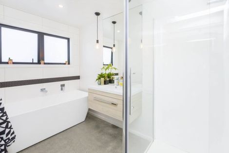 Photo of property in 46a Emerald Hill Drive, Birchville, Upper Hutt, 5018