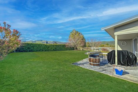 Photo of property in 53 Montgomery Crescent, Kinloch, Taupo, 3377