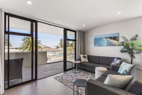 Photo of property in 5/392 Hibiscus Coast Highway, Orewa, 0931
