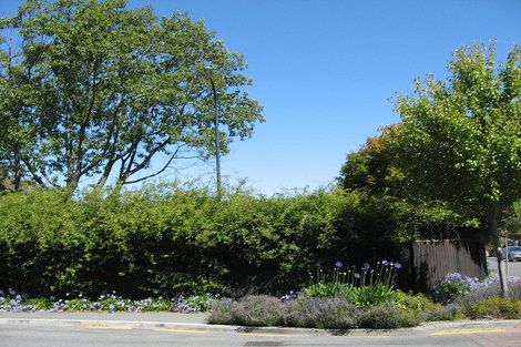 Photo of property in 48 Aikmans Road, Merivale, Christchurch, 8014