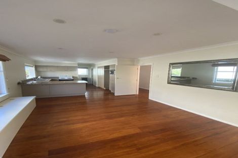 Photo of property in 11 Huia Street, Tawa, Wellington, 5028