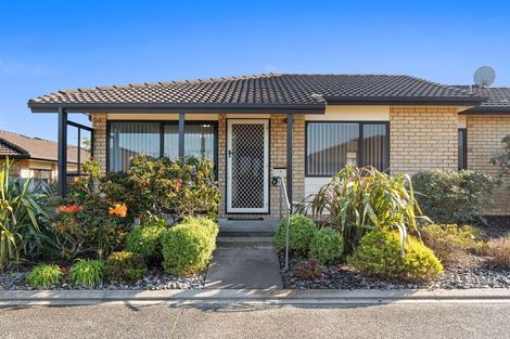Photo of property in 9/197 Royal Road, Massey, Auckland, 0614