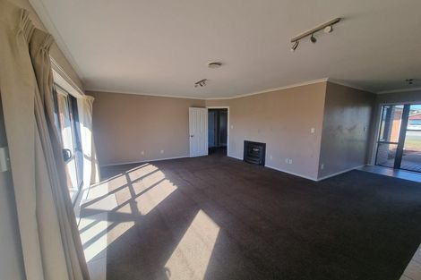 Photo of property in 5 Duggan Drive, Owhata, Rotorua, 3010