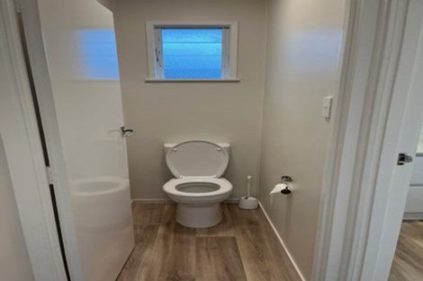 Photo of property in 2a Lansdown Place, Papakura, 2110