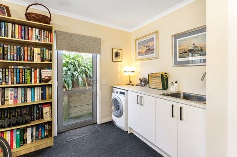 Photo of property in 6 Glendermid Close, Sawyers Bay, Port Chalmers, 9023