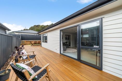 Photo of property in 11 Salisbury Crescent, Wallaceville, Upper Hutt, 5018