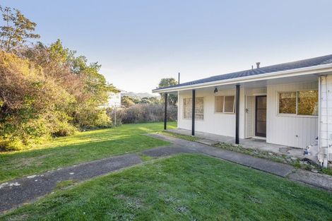 Photo of property in 3/10 Petherick Crescent, Johnsonville, Wellington, 6037