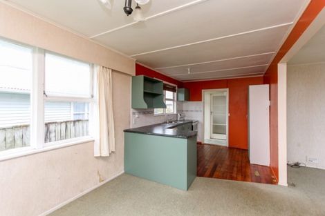 Photo of property in 33 Belair Avenue, Blagdon, New Plymouth, 4310