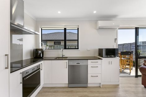 Photo of property in 9 Kahotea Place, Papamoa Beach, Papamoa, 3118