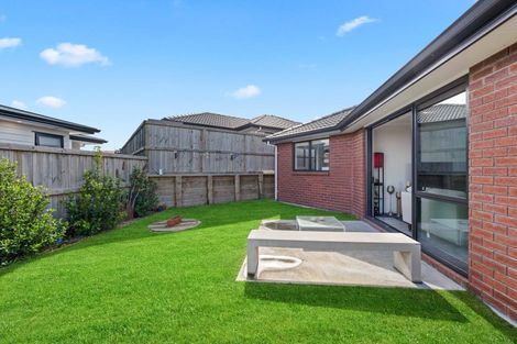 Photo of property in 48 Pragma Rise, Rototuna North, Hamilton, 3210