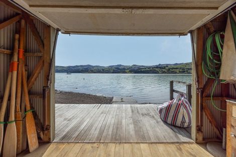 Photo of property in 6b Kotare Lane, Takamatua, 7581